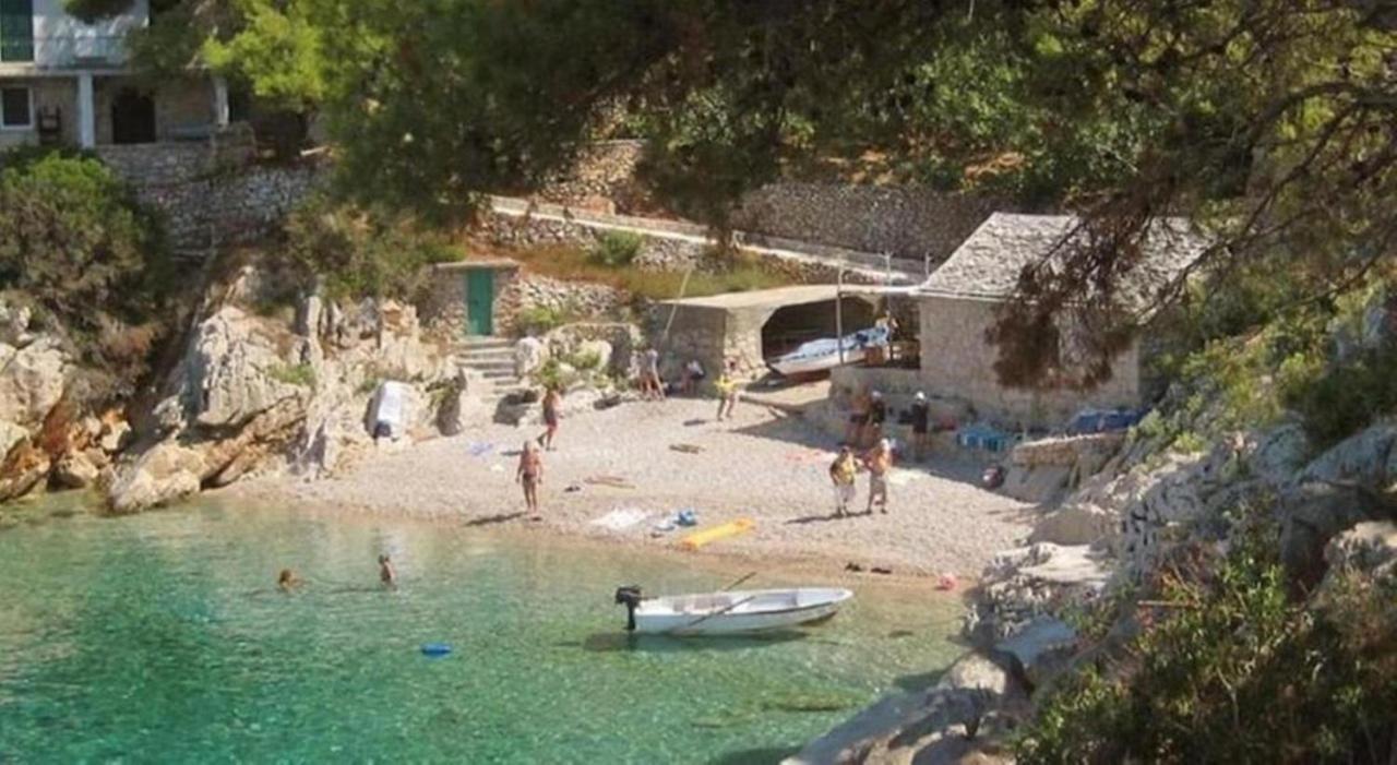 Holiday House Jakov Gdinj エクステリア 写真